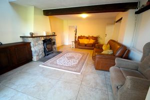 Living Room- click for photo gallery